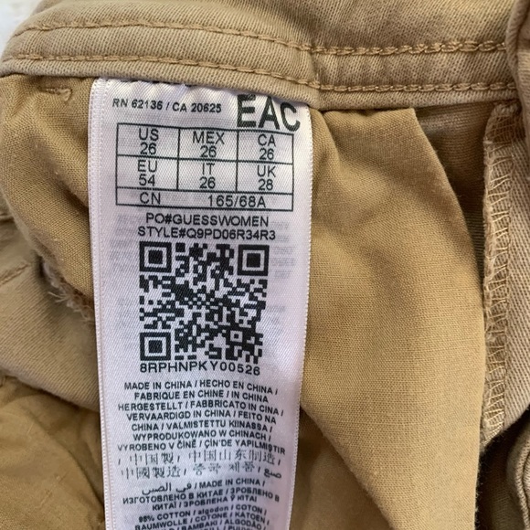 Women’s Guess Khaki Shorts - Picture 5 of 5